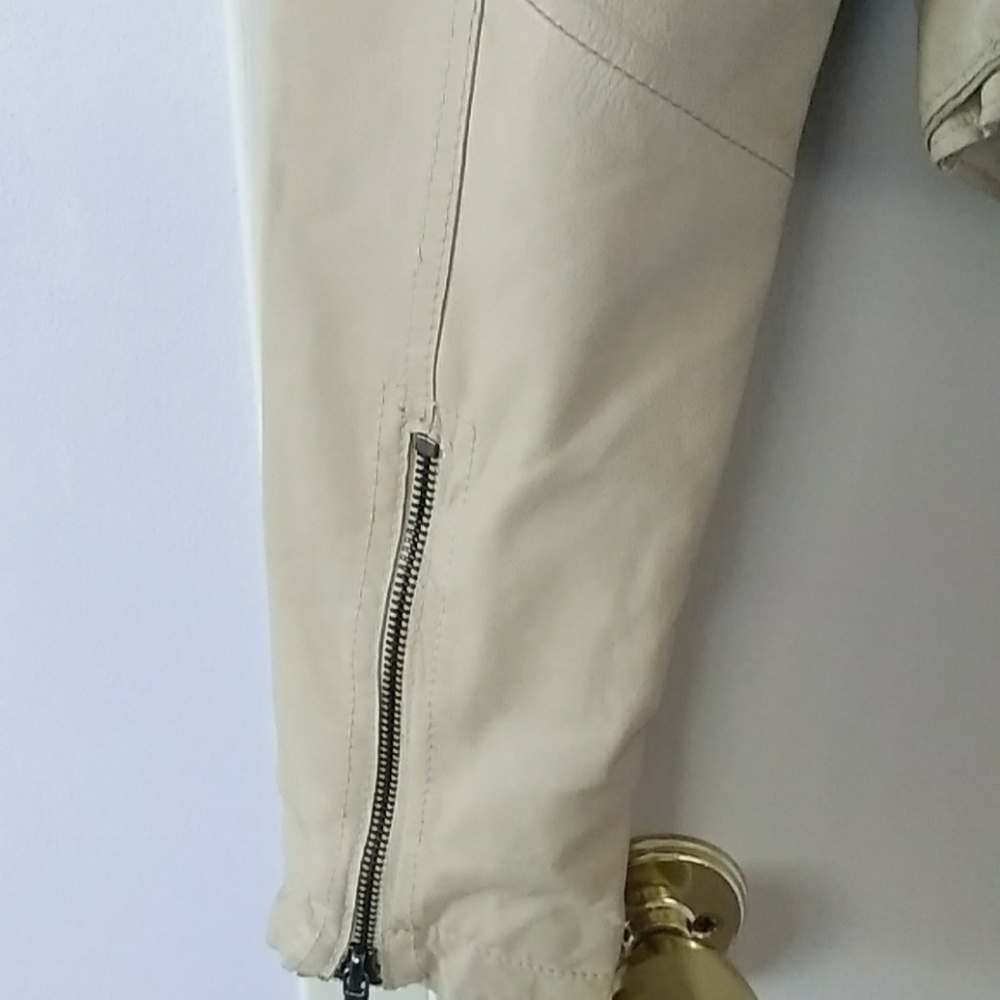 Leather Jacket - Picture 4 of 5